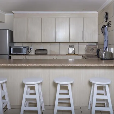 The White House Apartment Mossel Bay Exterior photo