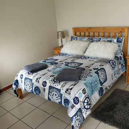 The White House Apartment Mossel Bay Exterior photo